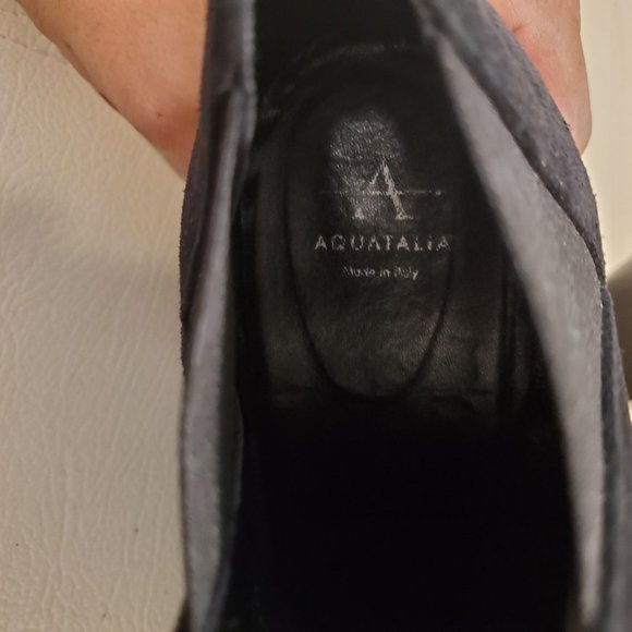 Aquatalia Black Suede Slip On Bootie Heels - Picture 6 of 6